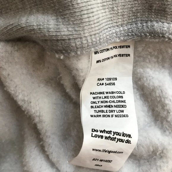 Life Is Good Sweatshirt Men's Small Gray with Logo - Picture 7 of 7